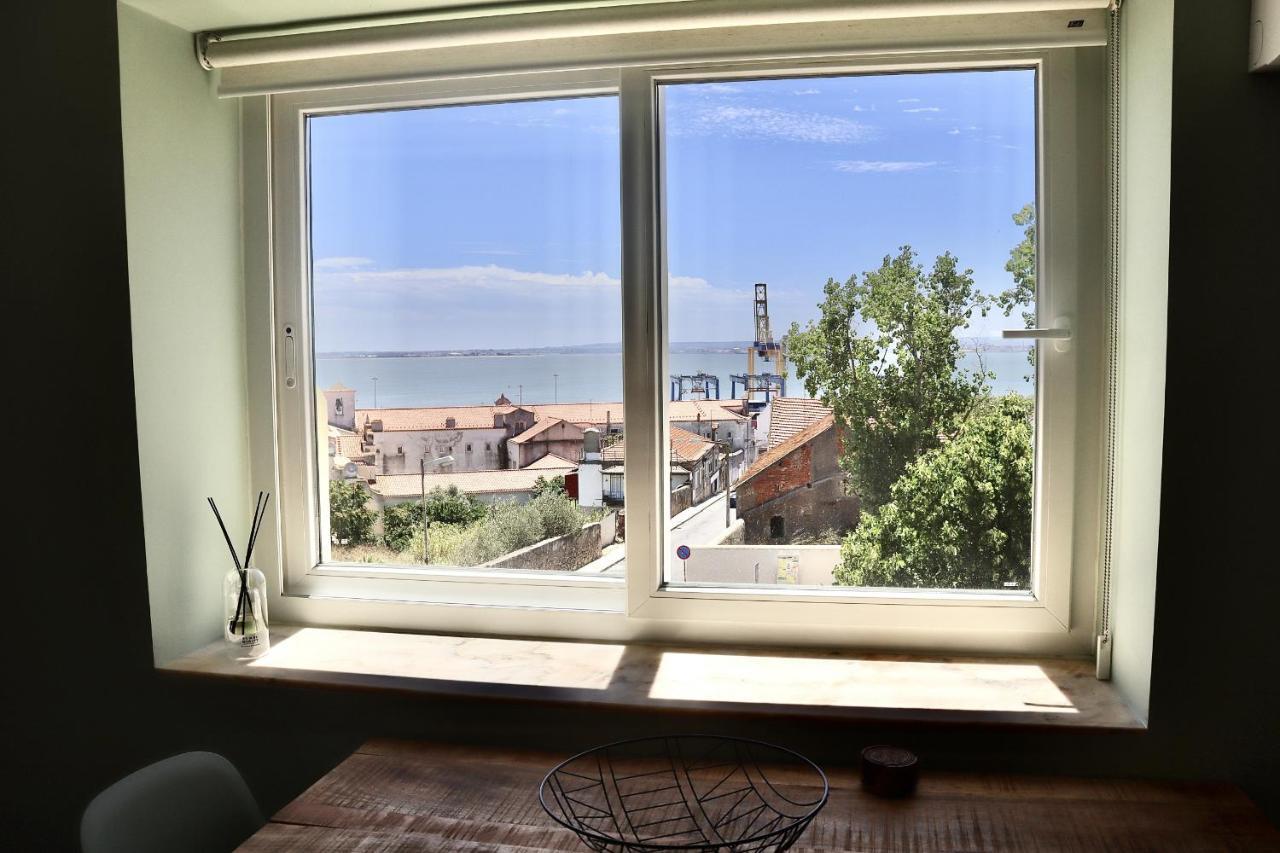 Lisbon, T2 Renewed Duplex With River View, Beato, リスボン エクステリア 写真