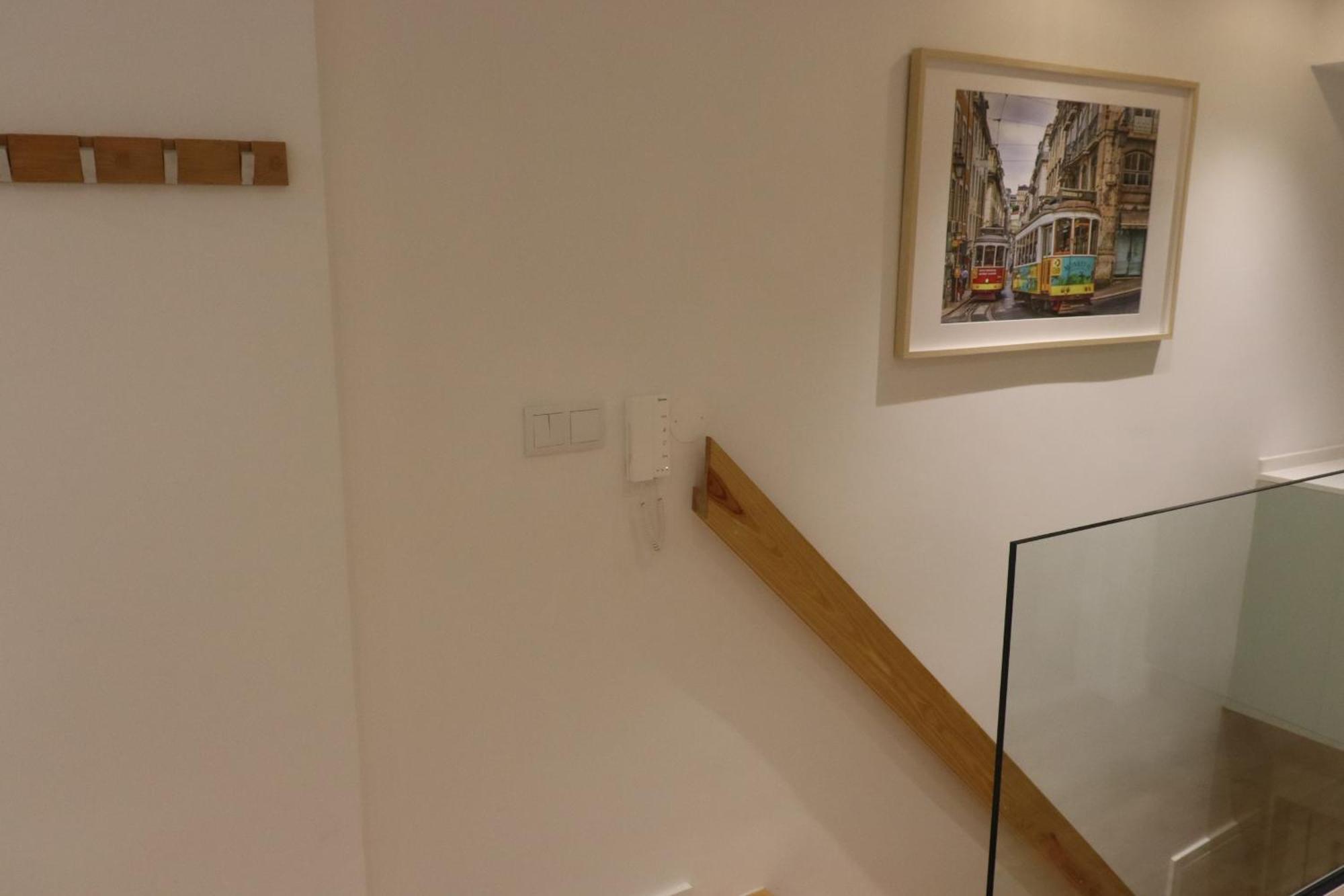 Lisbon, T2 Renewed Duplex With River View, Beato, リスボン エクステリア 写真